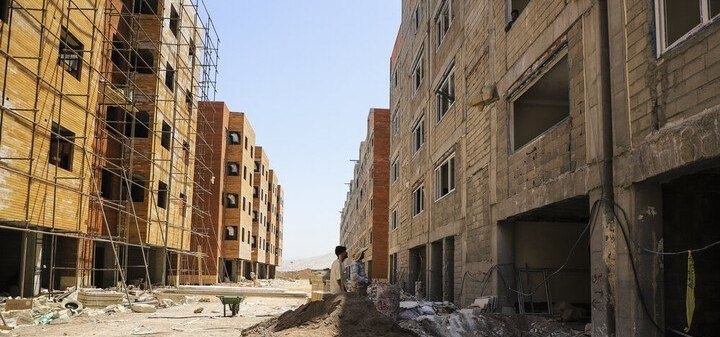 تجارت‌ نیوز: 🔻هزینه آماده‌سازی زمین مسکن ملی معادل هزینه ساخت استعلی نبیان، معاون وزیر راه و شهرسازی:▪️در بعضی استان‌ها هزینه آماده‌س