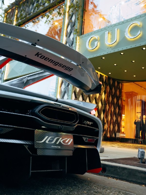 Koenigsegg Jesko Attack 6