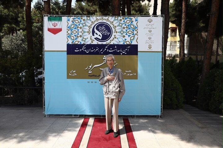 خبرهای فوری: 🔴جعفر حسنخانی درگذشتروابط‌عمومی مؤسسه هنرمندان پیشکسوت: 🔹استاد جعفر حسنخانی، نوازنده و هنرمند باسابقه موسیقی ایران، که د