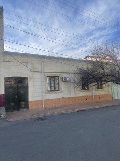 Uchtepa tumani Degrez mahallasida xovli sotiladi