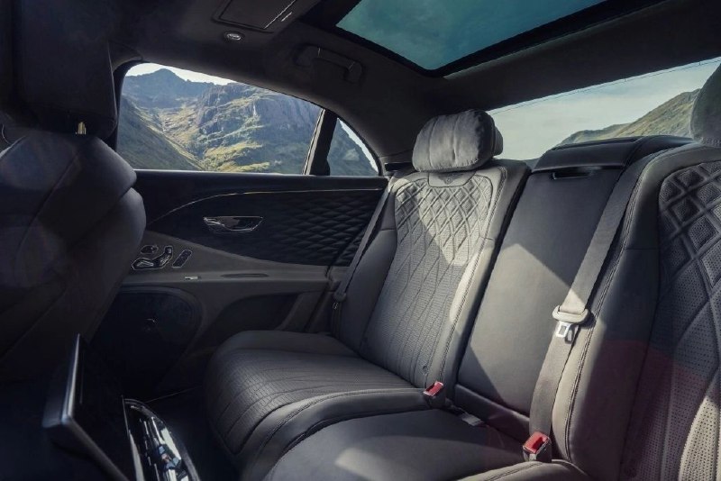 Bentley Flying Spur V8 '2020 5
