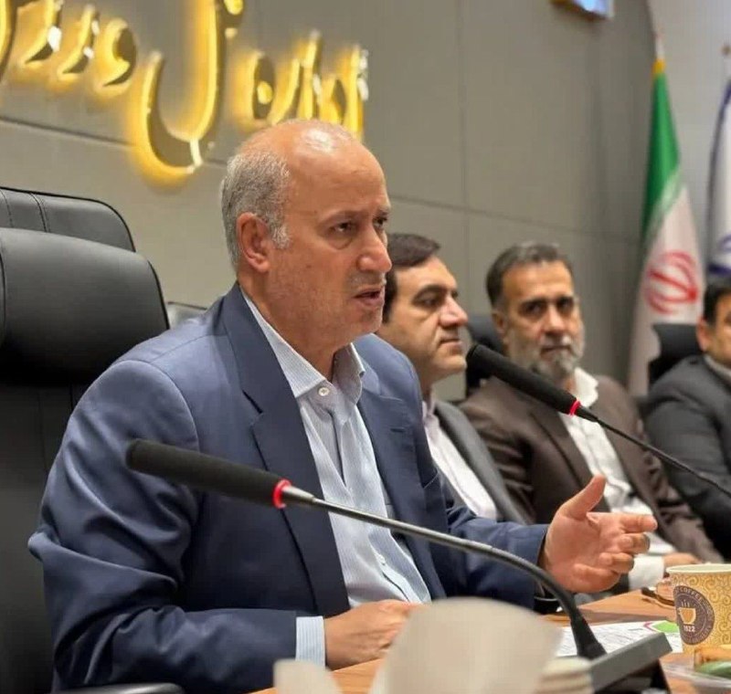 تبریز بیدار [اخبار تبریز]: 🔵 تاج: مخالف محرومیت تماشاگران از حضور در ورزشگاه‌ هستم📌رئیس فدراسیون فوتبال:🔸نباید فوتبالی را که باید از آن لذت برد، تب