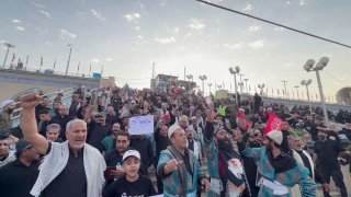 לורסטאן לפדאית – נושא הדגל של שלטון ההלכה