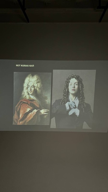 Гайз, у меня для вас крутая новость! Скоро я открываю запись на новый поток онлайн-курса для hair-стилистов 🖤За первым потоком стояло много волнений, переживаний, тревоги: как-никак это было мое первое обучение, где я передавала свои знания системно, и на мне была ответственность за профессиональный рост нескольких десятков мастеров.Делать укладки и прически клиентам на протяжении 9 лет — это одно, а учить этому в формате онлайн — совсем другое. Но результат превзошел все ожидания.Мои ученики за эти несколько месяцев сделали огромный шаг вперед в профессиональном плане: кто-то научился прическам с нуля, кто-то прокачал имеющиеся навыки. Ребята начали вести соцсети, участвовать в съемках, больше зарабатывать ❤️‍🔥Время летит невероятно быстро, и вот уже подходит время старта 2 потока. Для тех, кто хотел попасть, записывайте дату:▪️24 сентября, вторник — открываю регистрацию на 2 поток онлайн-курса для hair-стилистов!Мест, как и в прошлый раз, будет немного, потому что я лично курирую обучение. Часть из них уже занята: некоторые записались еще на старте первого потока. Так что, кто хочет, лучше сразу, во вторник, заполняйте анкету.Буду рада видеть вас на обучении ✌🏻Гайз, у меня для вас крутая новость! Скоро я открываю запись на новый поток онлайн-курса для hair-стилистов 🖤За первым потоком стояло много волнений, переживаний, тревоги: как-никак это было мое первое обучение, где я передавала свои знания системно, и на мне была ответственность за профессиональный рост нескольких десятков мастеров.Делать укладки и прически клиентам на протяжении 9 лет — это одно, а учить этому в формате онлайн — совсем другое. Но результат превзошел все ожидания.Мои ученики за эти несколько месяцев сделали огромный шаг вперед в профессиональном плане: кто-то научился прическам с нуля, кто-то прокачал имеющиеся навыки. Ребята начали вести соцсети, участвовать в съемках, больше зарабатывать ❤️‍🔥Время летит невероятно быстро, и вот уже подходит время старта 2 потока. Для тех, кто хотел попасть, записывайте дату:▪️24 сентября, вторник — открываю регистрацию на 2 поток онлайн-курса для hair-стилистов!Мест, как и в прошлый раз, будет немного, потому что я лично курирую обучение. Часть из них уже занята: некоторые записались еще на старте первого потока. Так что, кто хочет, лучше сразу, во вторник, заполняйте анкету.Буду рада видеть вас на обучении ✌🏻