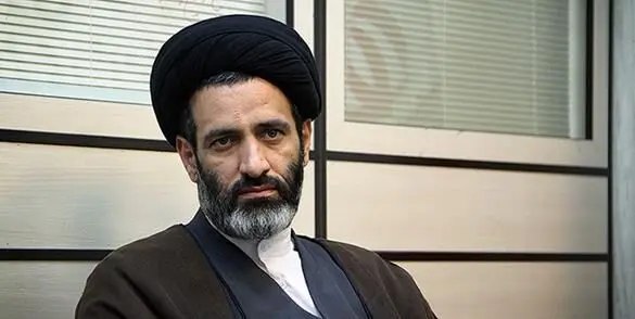خبرگزاری‌کارایران"ایلنا": حسینی در نطق میان دستور:افزایش قیمت بنزین به صلاح کشور نیستعضو کمیسیون صنایع و معادن مجلس با انتقاد از نابسامانی‌های اقت