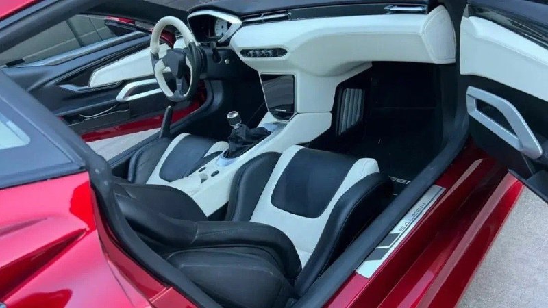 На eBay выставили единственный ходовой прототип суперкара Saleen S1 8