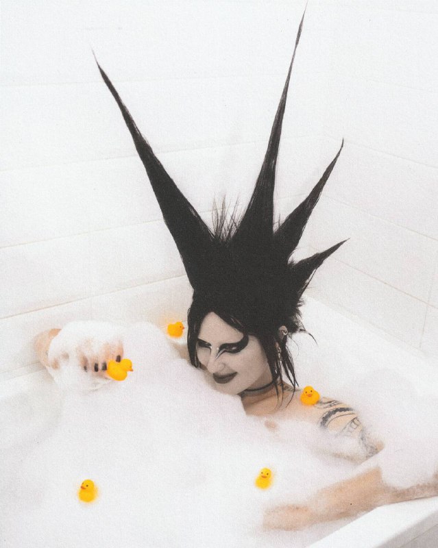 BLACK SHEEPЭтот проект об очень простых, но важных вещах. Он про индивидуальность, смелость быть собой и умение принимать людей такими, какие они есть. Ведь даже самый отталкивающий или “непонятный” на вид человек может оказаться воплощением доброты, любви и отзывчивости. Счастлив тот, кто принят таким, какой он есть.art direction & photo @kamillahanapovamuah @glashagurianovahair @tueva.mariamodel & style  @salavat_kypereproduction  @annagrom23BLACK SHEEPЭтот проект об очень простых, но важных вещах. Он про индивидуальность, смелость быть собой и умение принимать людей такими, какие они есть. Ведь даже самый отталкивающий или “непонятный” на вид человек может оказаться воплощением доброты, любви и отзывчивости. Счастлив тот, кто принят таким, какой он есть.art direction & photo @kamillahanapovamuah @glashagurianovahair @tueva.mariamodel & style  @salavat_kypereproduction  @annagrom23