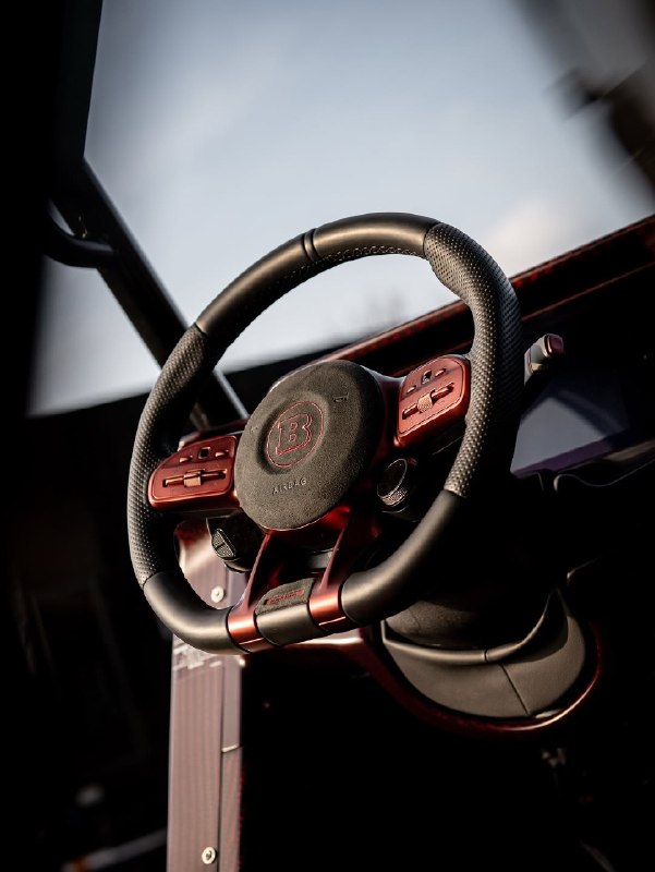 BRABUS CRAWLER. 900 HP. Exposed carbon fiber. Deep Red. 3