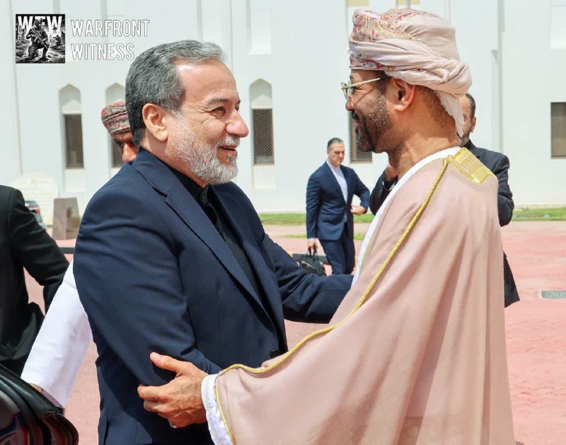 ️🇮🇷🇴🇲 שר החוץ האיראני, עבאס אראג'י, נפגש עם מקבילו העומאני בדר אל-בוסאידי במוסקט, בראש משלחת פוליטית-מש…