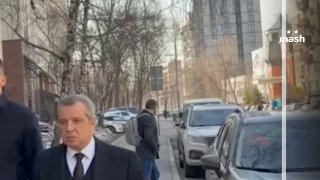 Лерчек стала терять зрение на фоне диагностированного рака желудка. По данным Mash, сегодня ей планируют провести лучевую терапию.Из-за этого она не сможет присутствовать на заседании в Гагаринском суде по делу о выводе денег за рубеж. До этого блогерша не