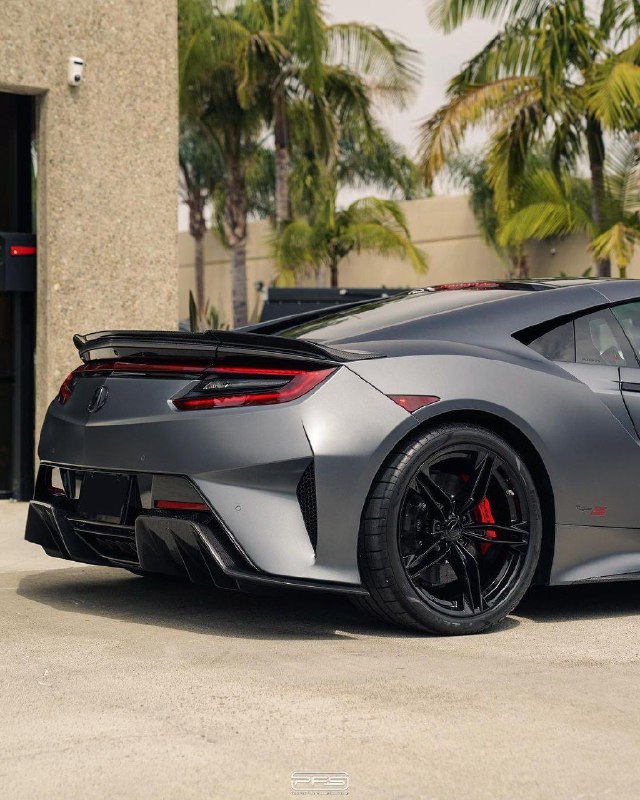 The 2022 Acura NSX Type S 4