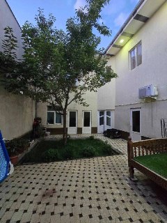 Продается Дом Бадамзар
Ориентир институт Связи
Рядом "Дисней Ленд"