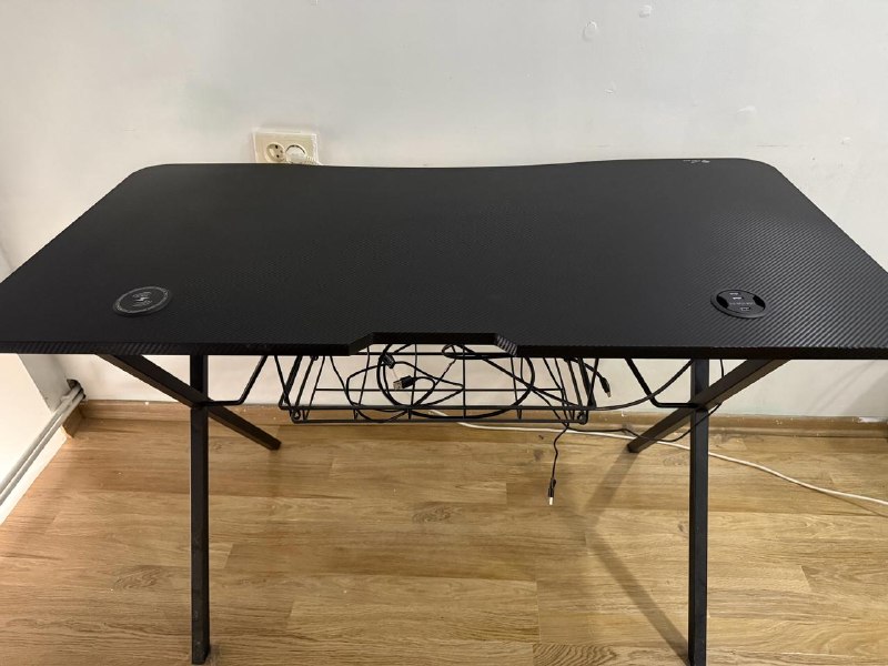 Продаются столы в отличном состоянии