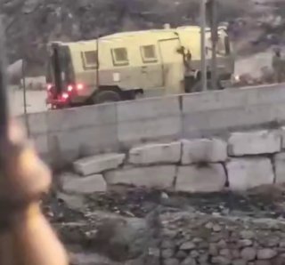 כוחות הכיבוש ממשיכים להסתער על העיר יטא, דרומית לחברון, על רקע מסע פשיטה מאסיבי.