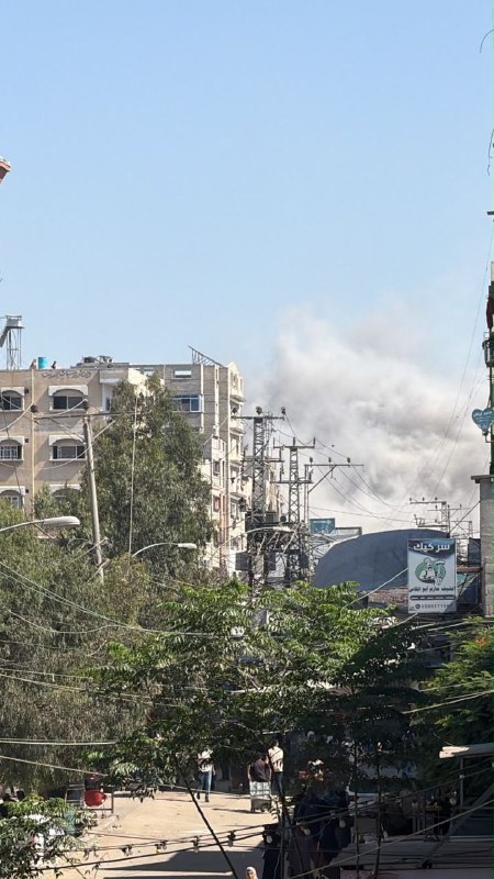 דחוף: מטוס הכיבוש פתח בפשיטה לעבר בית פנוי השייך למשפחת אבו דלאל בנוסייראת שבמרכז רצועת עזה.
