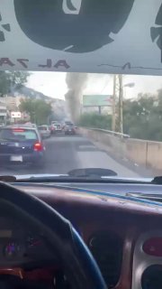 📹אוטובוס תובלה משותף נשרף בכביש ג'וניה לכיוון ביירות