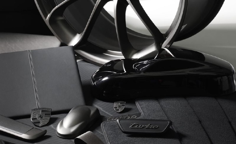 Модельный ряд Porsche Turbo получил особую эмблему Turbonite 4