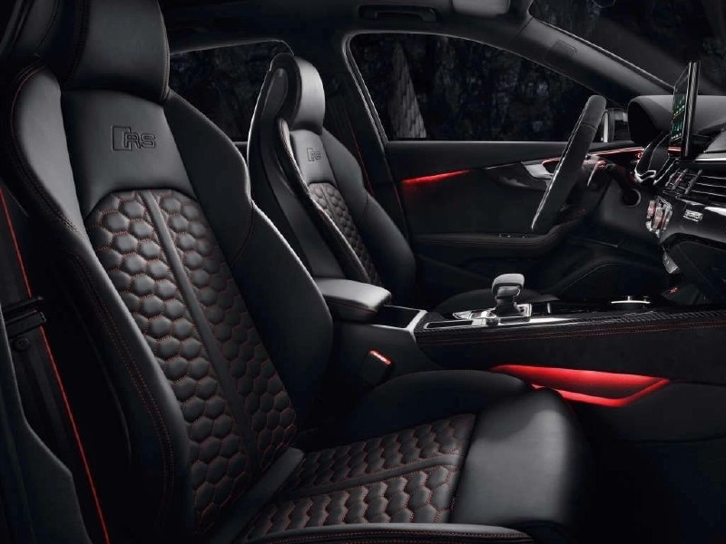 Audi RS 4 Avant (B9) '2019 5