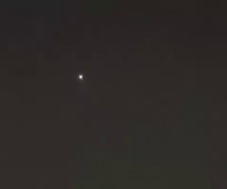 ️ Missiles fly over Riyadh.