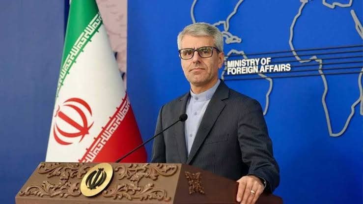روزنامه ایران: ⭕ بقائی: دو دیپلمات فرانسوی باید ایران را ترک کنندسخنگوی وزارت خارجه:🔹کنش ما قبلا انجام شده بود. ما به محض اینکه احساس ک