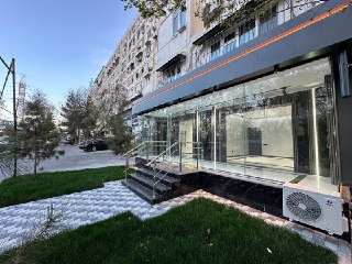 Универсам | Юнусабад - Продается нежилое помещение вдоль дороги 85м2