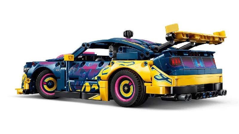 LEGO выпустила набор Mustang с возможностью тюнинга. В серии Custom Garage появился Ford Mustang GT, 2