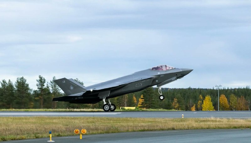 Finland's first two F-35A Lightning II fighter jets arrived at the Lapland Air Wing in Rovaniemi on September 18, 2026, marking the beginning of Finland's new F-35 era.