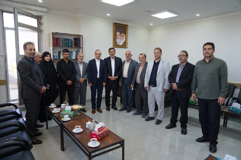 پایگاه خبری روایت خبر: *دیدار شهردار اردبیل و اعضای شورای اسلامی شهر با معاون قضایی رئیسکل دادگستری استان*محمود صفری شهردار اردبیل به همراه اع