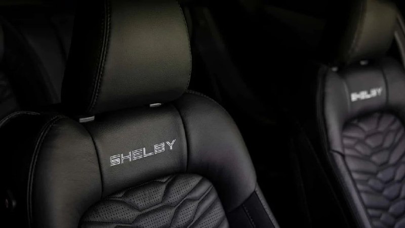 Ford Mustang получил заряженную версию Shelby GT350 5