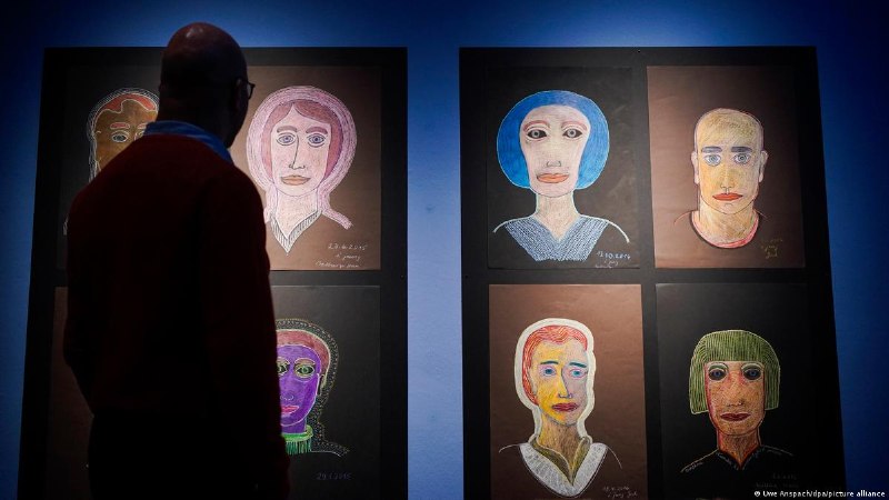 В Германии есть уникальная арт-коллекция, созданная людьми с нейроособенностями. Музей будут реконструировать, но пока он открыт При университетской клинике Гейдельберга действует необычный музей: авторы всех работ - люди с расстройствами психики. Коллекци