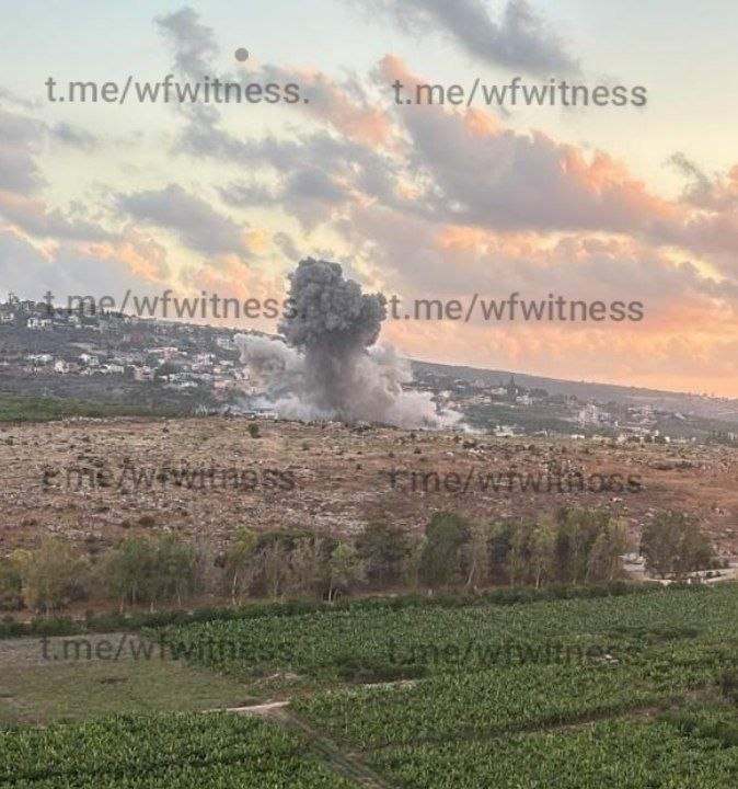 ️🇱🇧🇮🇱 תקיפה אווירית ישראלית פקדה את העיירה אל-מנצורי בדרום לבנון.