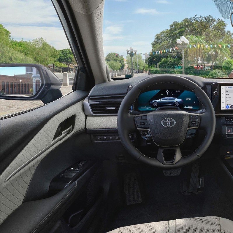 Новая Toyota Camry 3