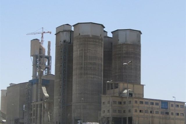 סנוואנד" בלחץ ירידה במכירות; ההכנסות של אוקטובר פיגרו אחרי רמת השנה הקודמת חברת נבנד תעשיית המלט עם הסמל "ס…