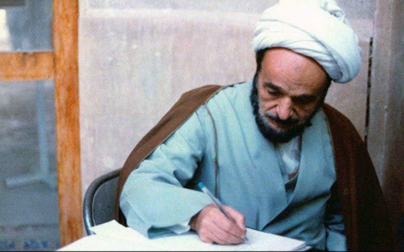 وارثون: 🔸علاّمه جعفری و عالم اهل سنّت🔹 علامه محمد تقی جعفری می‌فرمود: یکی از علمای اهل سنت سنندج با علامه... ملاقات کرده بود. عل