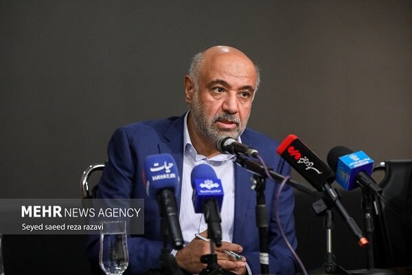 شبکه اطلاع رسانی دانا: میدری: سیاست دولت در عرضه کالابرگ تغییر نکرده است🔺وزیر تعاون، کار و رفاه اجتماعی با تکذیب خبر محدود شدن عرضه کالابرگ به