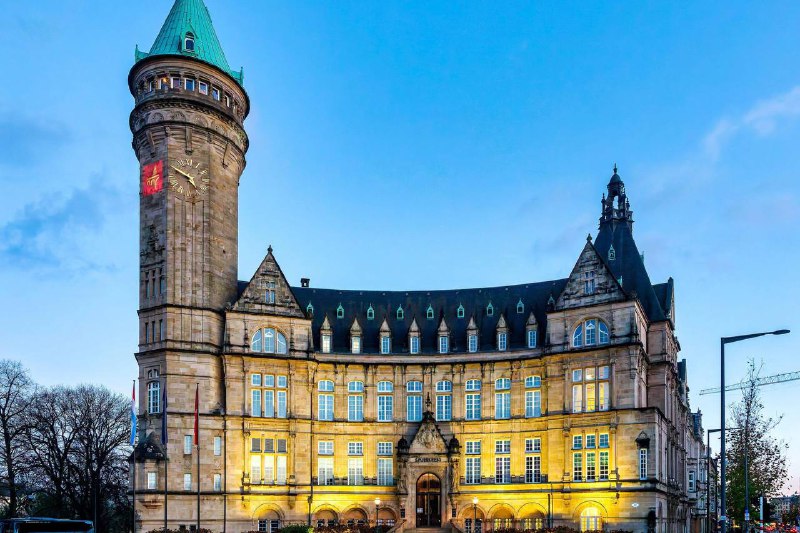 10 красивых вокзалов мира Многие из них признаны историческими памятниками, но продолжают встречать и провожать пассажиров Северный вокзал в Париже... - изображение 10 - вокзал, железнодорожный, центральный