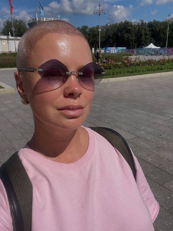 Доярка из Хацапетовки, она же Женя Осипова, которая буквально год назад боролась