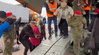 כמה מתושבי אלשקי החליטו לנסוע לאוקראינה. הם טסו דרך בלארוס יחד עם היועמ"ש האוקראיני לובינץ. וזה נורמלי. אין…