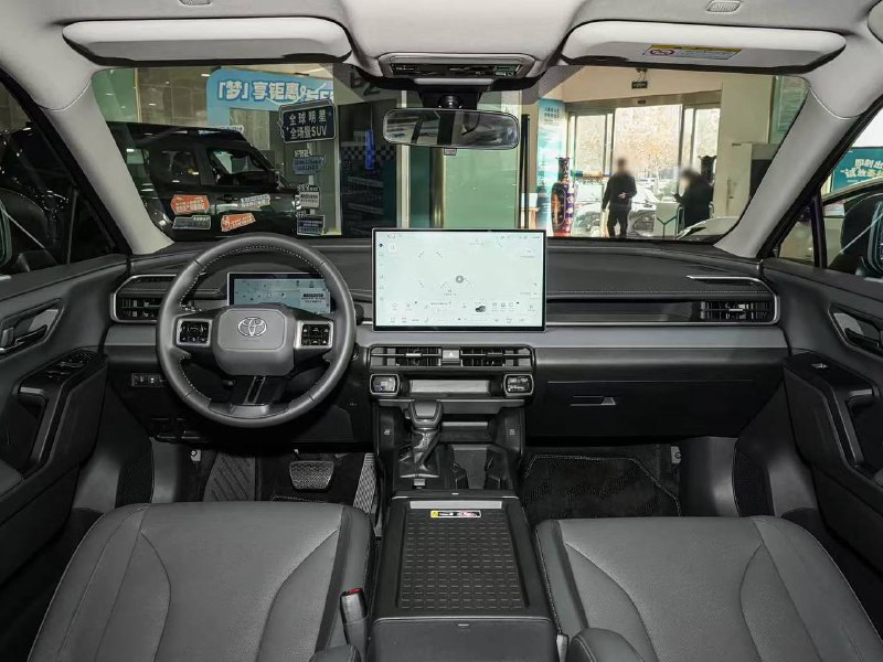 Toyota Rav4 2026 фото 4