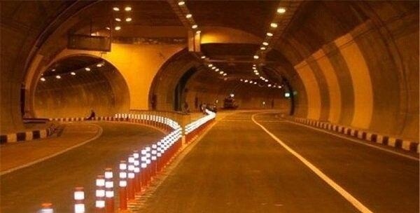 The northern lane of the Raslat tunnel is closed tonight from 11:59 p.m. until 5 a.m. tomorrow