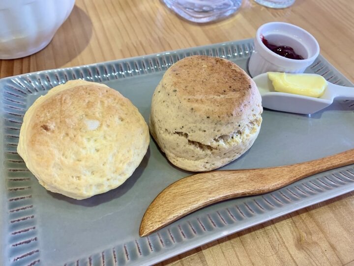 花蓮｜留海 Stay here 司康專賣店，推薦珍珠糖跟伯爵茶口味