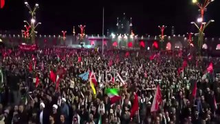 תרועות האוהבים במקדשו של האימאם רזה (עליו השלום) לפני עריכת תפילות על גופו הטהור של מנהיג המהפכה שנהרג, סיי…