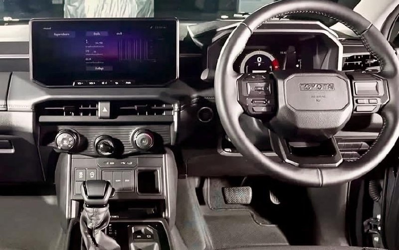 Toyota представила Hilux нового поколения 3