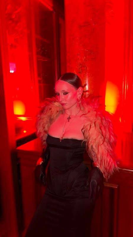 Атмосфера алаяАтмосфера алая