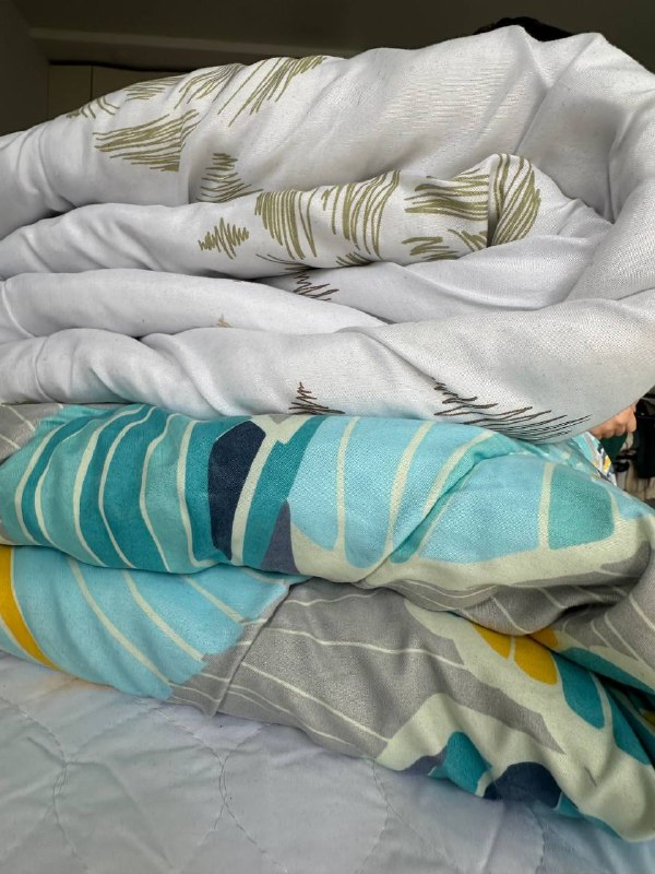 Одеяло демисезонное в отличном состоянии, чистые, без пятен: — фото 1