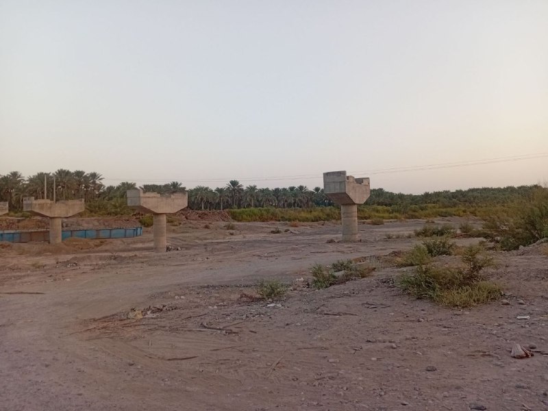 کانال خبری کنارصندل: ⭕️ پیام مخاطب:سلام این پل بر روی هلیل رود قرار دارد بین روستایی بهرامی و هادی اباد که دو سه سال به همین شکل رها شده یه چ