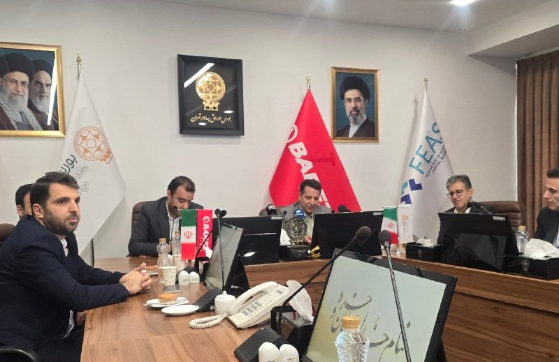بورس۲۴ | Bourse24: هدف‌گذاری سود ۵ همتی برای گروه صنعتی بارز در نشست «یکشنبه‌ها با ناشر» که با حضور مدیرعامل گروه صنعتی بارز برگزار شد، آخر
