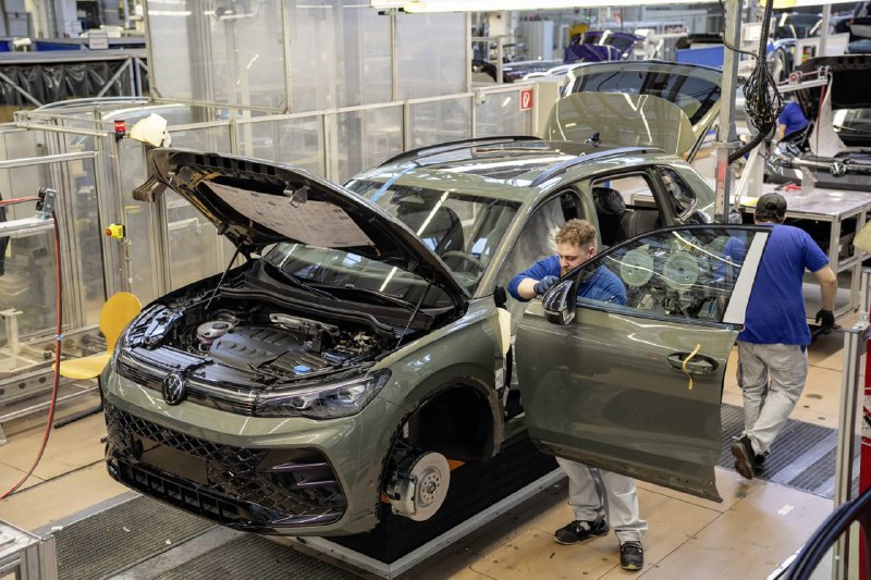 Volkswagen приостанавливает выпуск автомобилей Volkswagen временно остановит про
