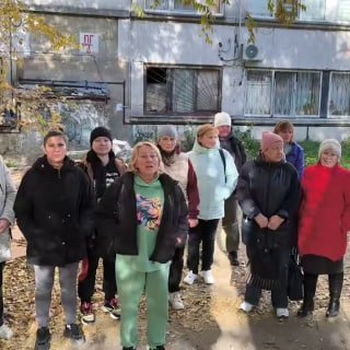 תושבי בניין רב קומות בצ'ליאבינסק קופאים ללא חימום כמעט מחצית מהדירות בבניין מס' 23 בסאליוטניה נותרו ללא חום…