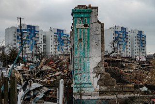 В оккупированном Мариуполе строителям перестали платить зарплатыСразу в нескольких строительных компаниях, которые занимаются восстановлением объектов в оккупированном Мариуполе, работникам перестали платить зарплату. Об этом рассказала приближенная к росс